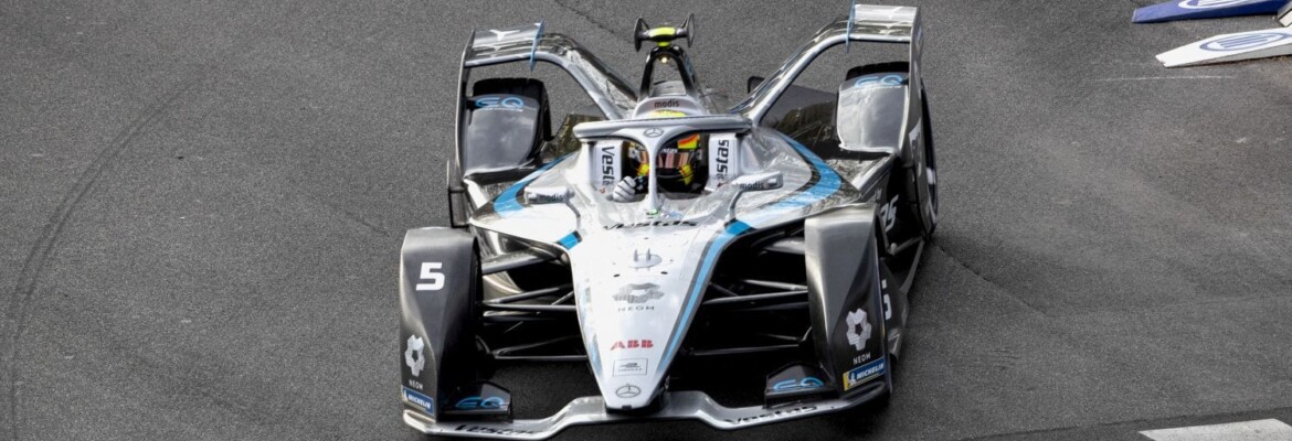 Vandoorne vê Rowland errar e fatura a pole da Fórmula E em Roma