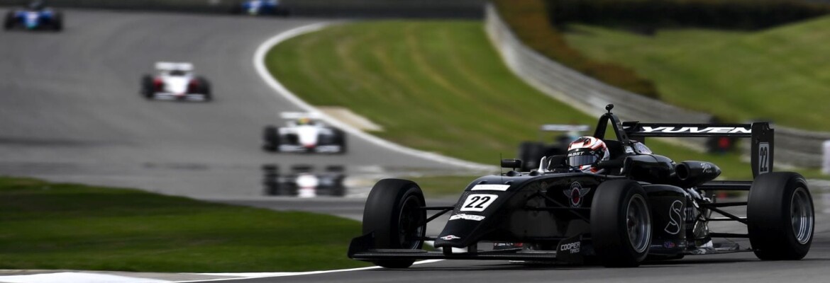 Sundaramoorthy vence corrida de abertura da USF2000 em Barber