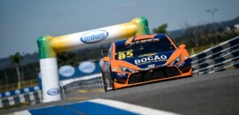 Assista ao vivo a corrida de abertura da temporada da Stock Light