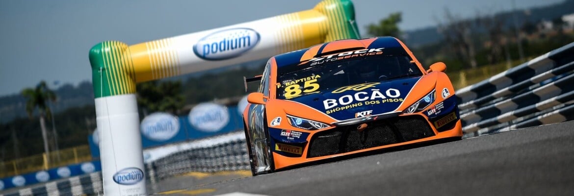 Assista ao vivo a corrida de abertura da temporada da Stock Light