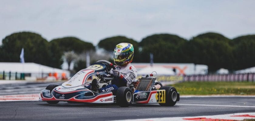 O sonho de um pai que levou os filhos do kart indoor para o automobilismo profissional: Car Racing