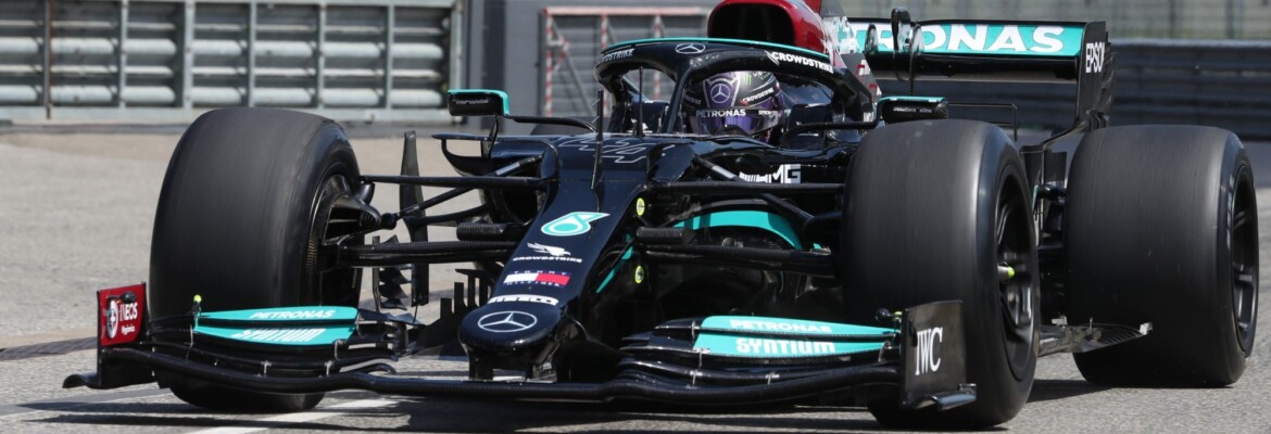 Em Ímola, Hamilton testa pela primeira vez os pneus de 18 polegadas da F1 2022