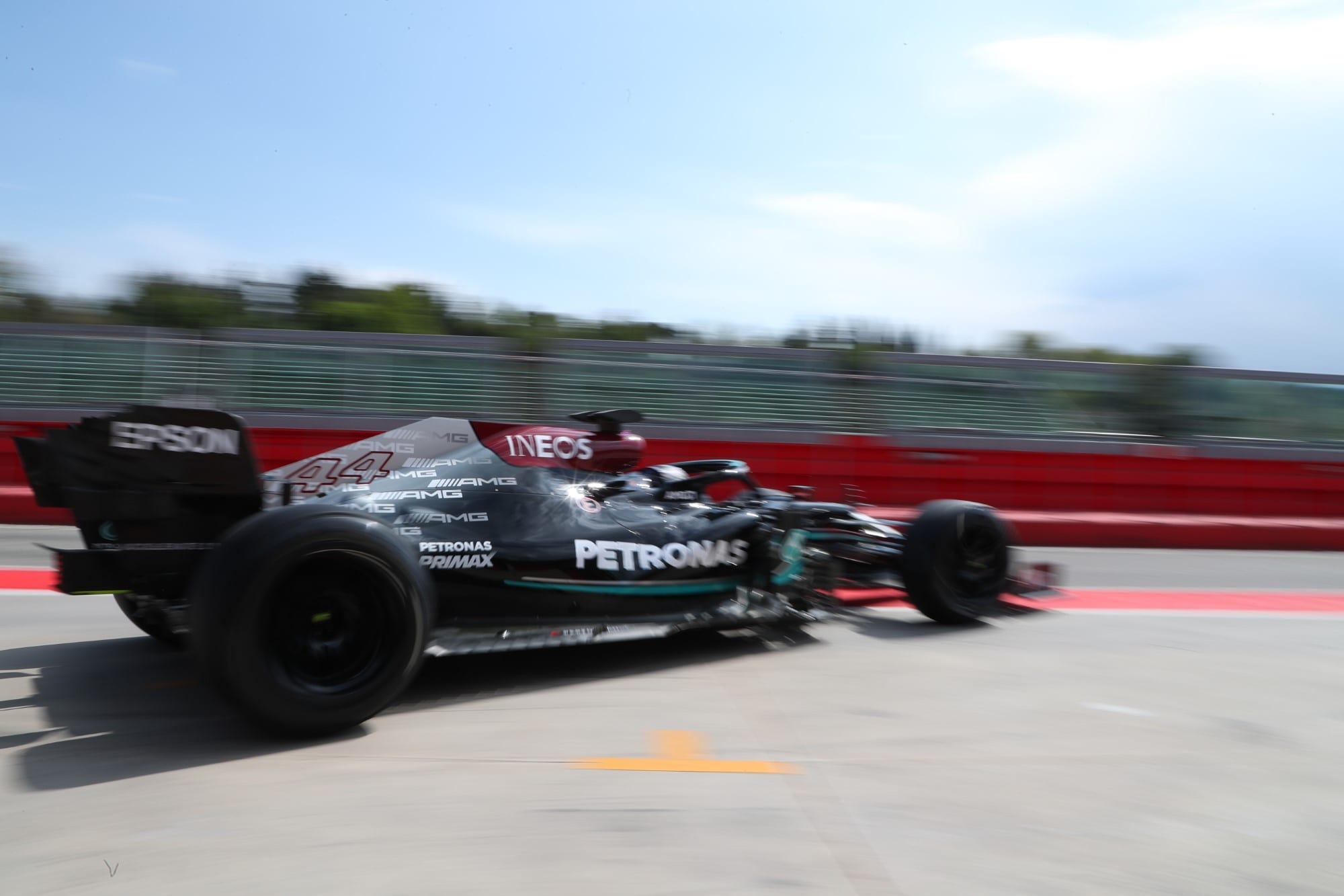 Lewis Hamilton - teste dos pneus Pirelli de 2022 - Ímola