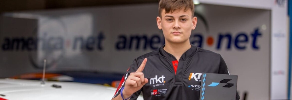 Pedro Ferro disputa abertura da GT Sprint Race após vitória entre rookies na Stock Light