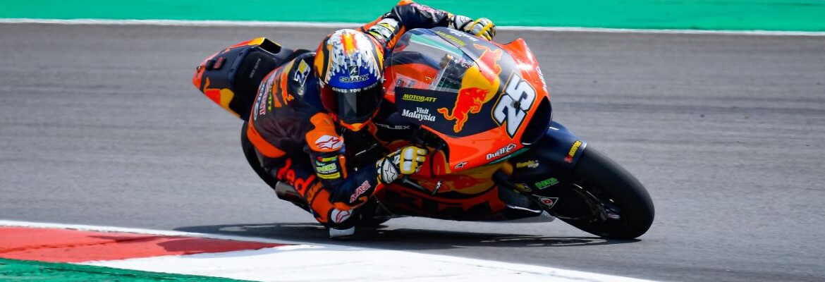 Lowes cai na primeira curva e Fernandez vence primeira na Moto2