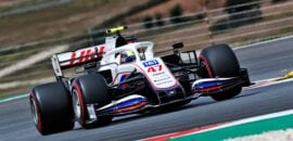 Chefe da Haas F1 diz que quer impedir que seus pilotos lutem na pista