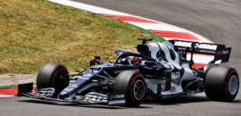 Tsunoda comemora ponto no GP da Inglaterra de F1