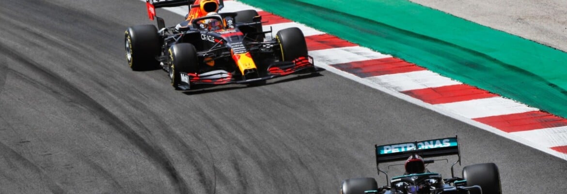 Shovlin alerta que Mercedes segue oferecendo chances à Red Bull na F1