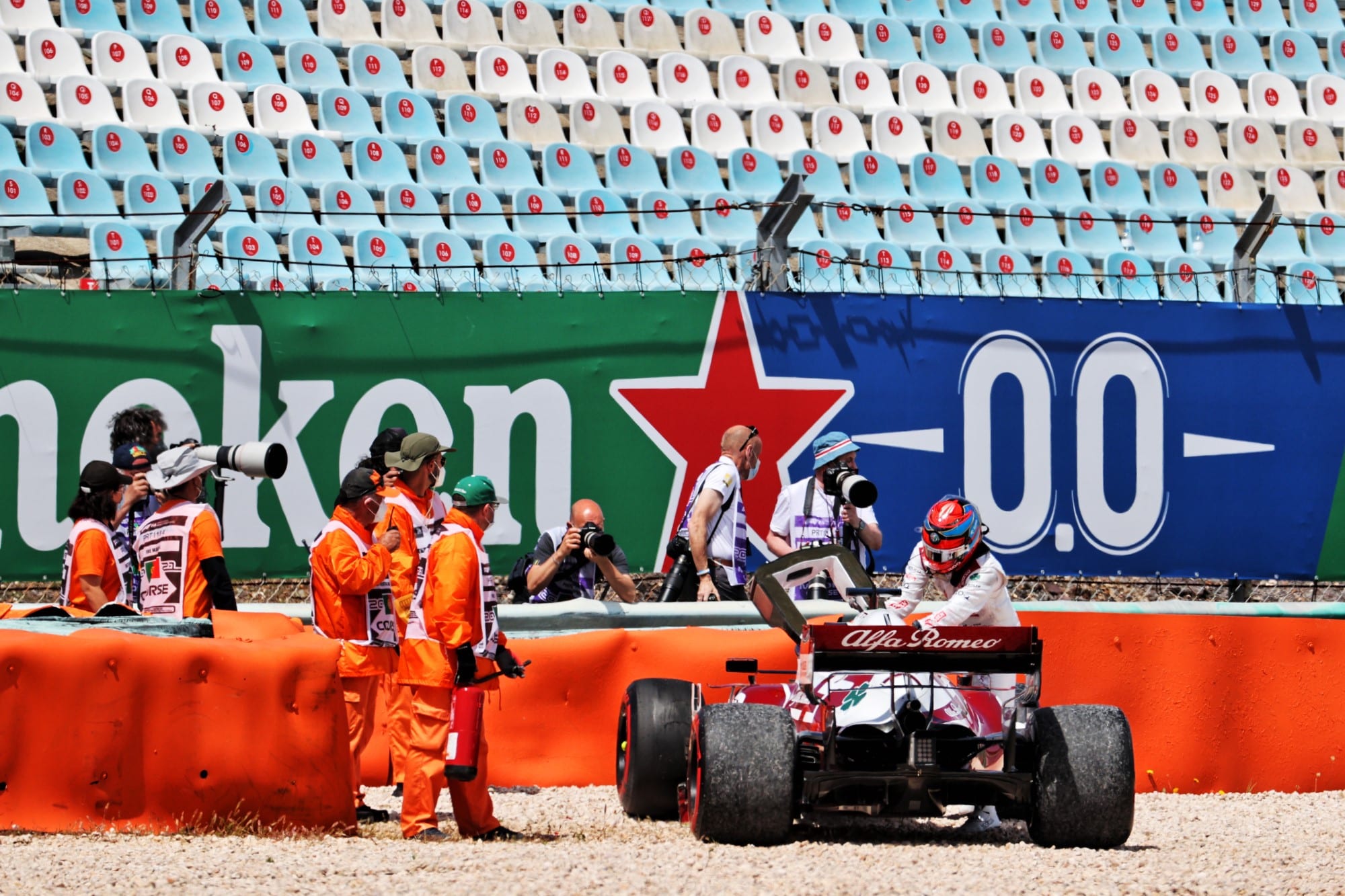 Kimi Raikkonen - Alfa Romeo - Acidente - GP de Portugal F1 2021