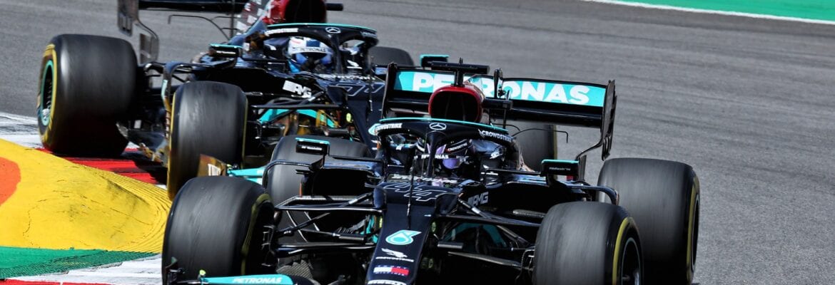 Hamilton diz que não esperava que a Mercedes F1 interferisse na briga com Bottas