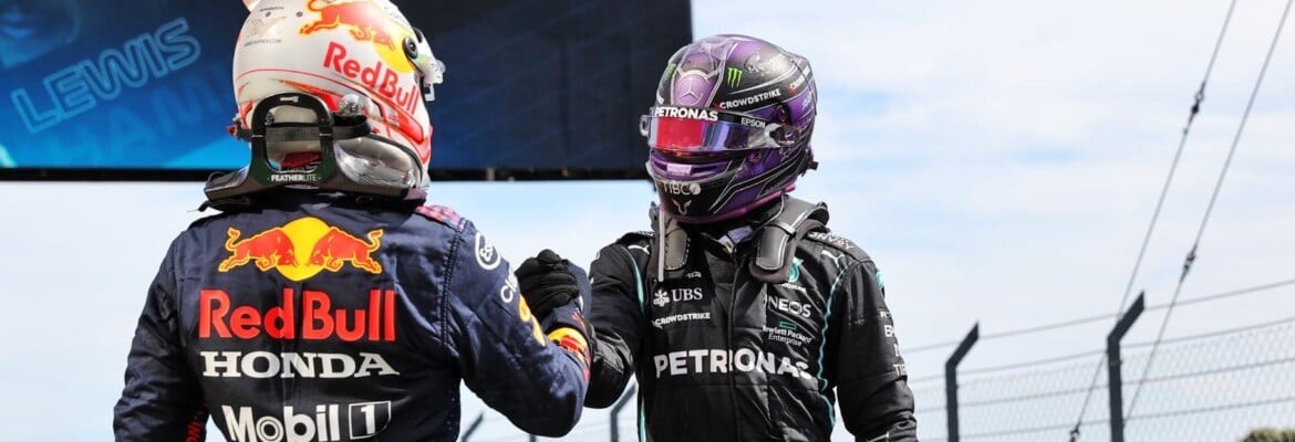 F1: Hamilton afirma que não existem problemas entre ele e Verstappen