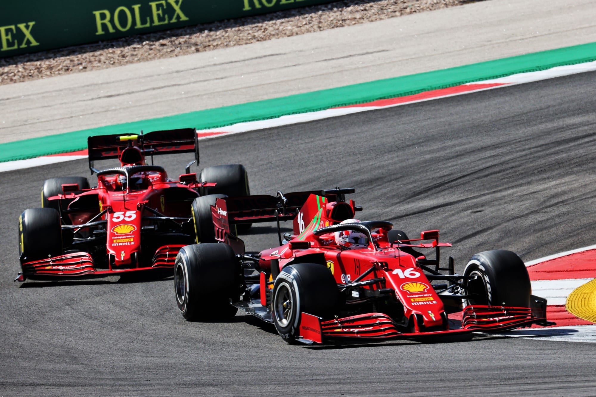 Galeria: confira as imagens do GP de Portugal de F1 Charles Leclerc e Carlos Sainz Jr - Ferrari - GP de Portugal F1 2021