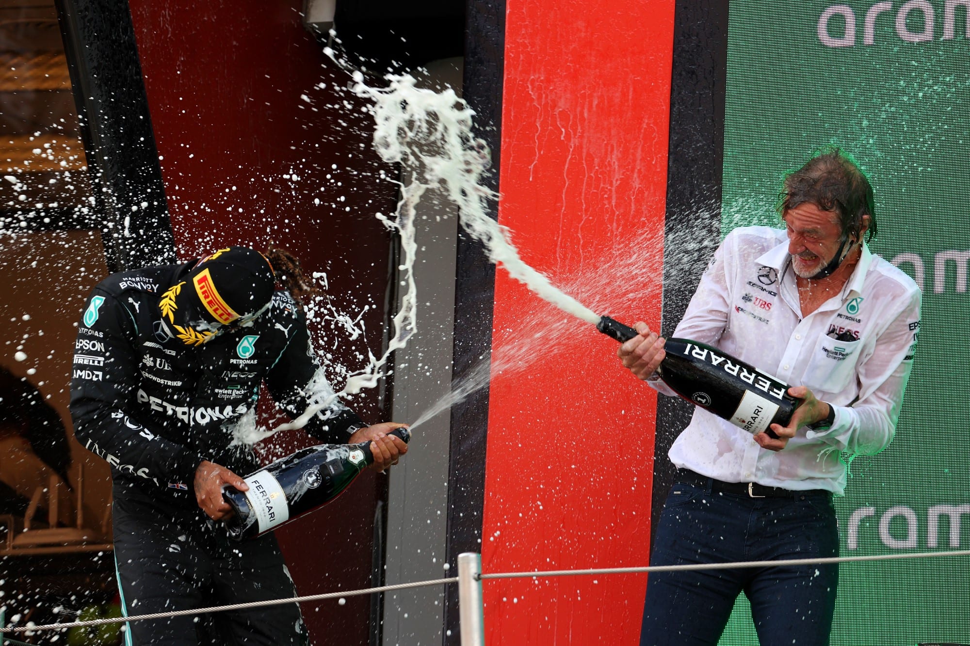 Lewis Hamilton e Jim Ratcliffe - Pódio - GP da Espanha F1 2021