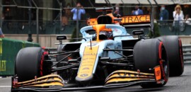 McLaren promete novos pacotes na F1 para rivalizar com Ferrari