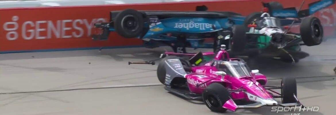 Indy: Conor Daly capota na largada da etapa do Texas