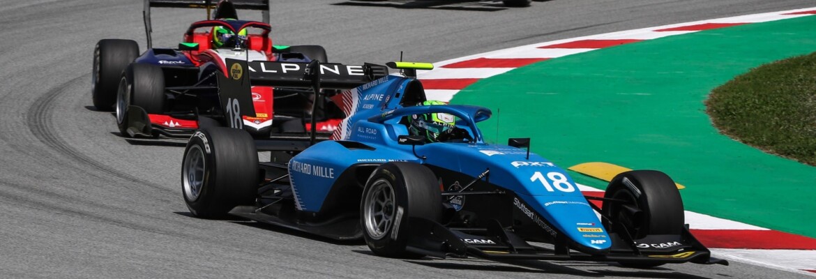 Após pódio e P5 no sábado, Caio Collet encerra fim de semana com mais pontos em Barcelona