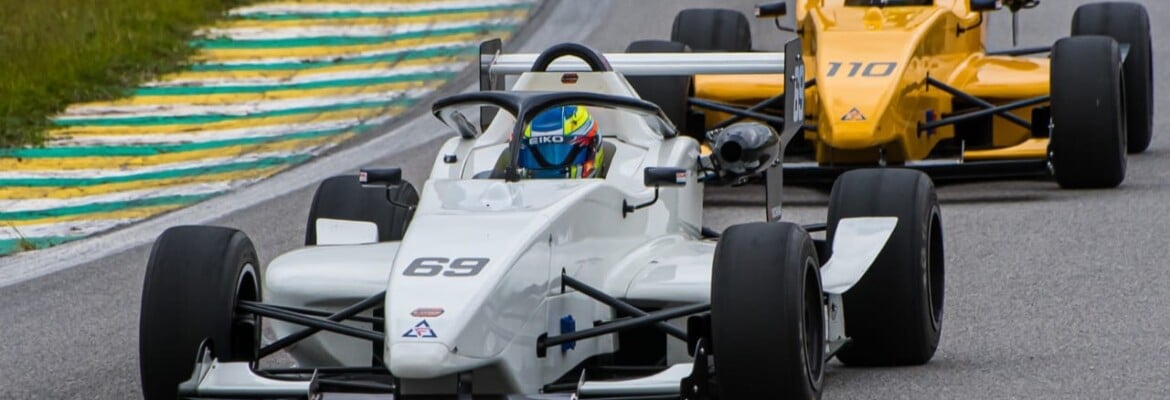 Aos 14 anos, Pedro Clerot estreia no automobilismo com dois pódios na Fórmula Delta em Interlagos