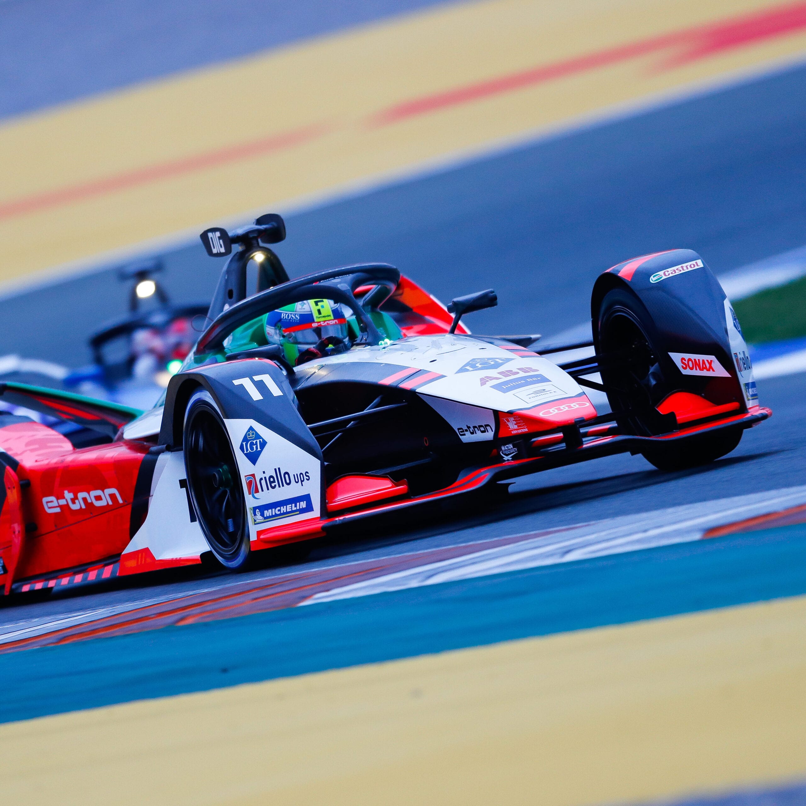 Di Grassi fala em “pior metade de temporada da carreira” na Fórmula E em 2021 Lucas di Grassi na chuva em Valencia