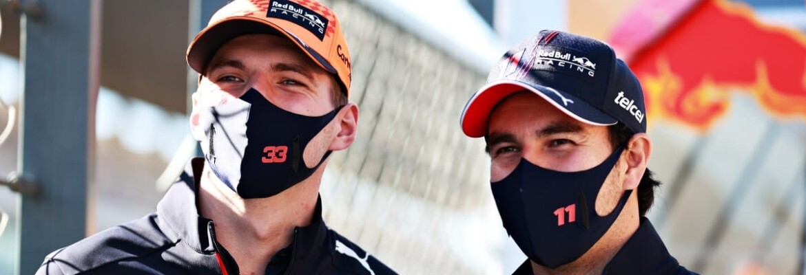 Verstappen e Perez