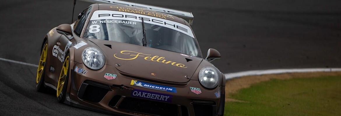 Werner Neugebauer sobe no pódio em abertura do Porsche Carrera Cup no Velocitta