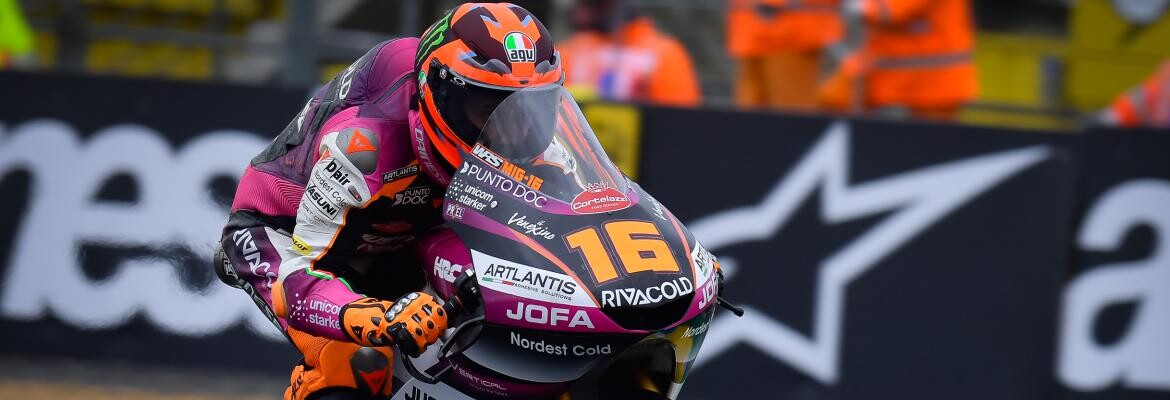 Migno aposta em pneu slick e marca pole na Moto3 na França