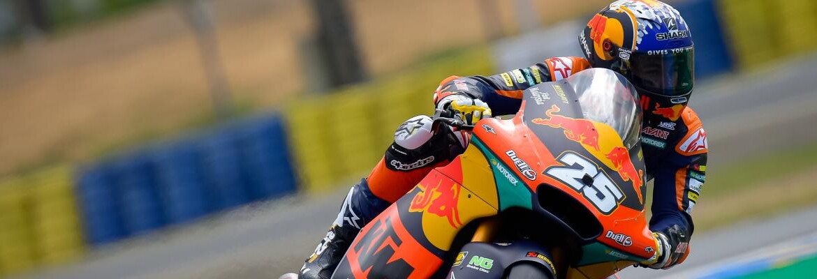 Fernandez supera condições difíceis e marca primeira pole na Moto2