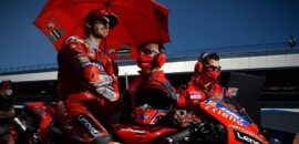 Líder da MotoGP, Bagnaia celebra bom momento, mas mantém calma