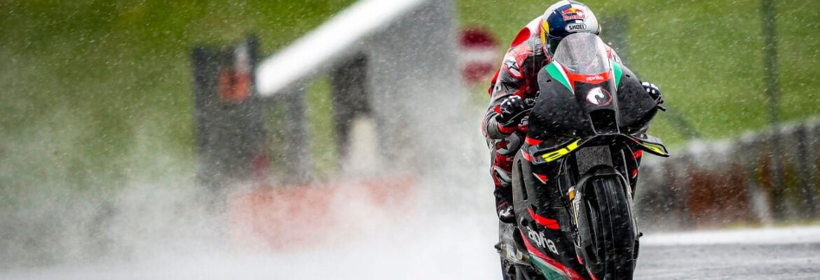 Dovizioso finaliza teste com Aprilia, mas diz não ter planos de correr em 2021