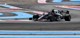 F1: Tsunoda e De Vries retornam às pistas para testes da Pirelli