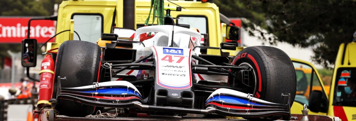 Haas F1 lamenta batida de Schumacher no Q2 Haas F1 lamenta batida de Schumacher no Q2