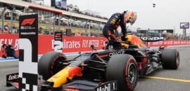 Verstappen garante a pole para a Red Bull na França