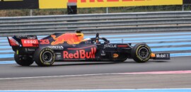 Engenheiro da Red Bull F1 diz que novo óleo dá uma vantagem ao carro