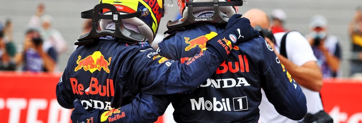 Perez diz que Verstappen “é único” pilotando o carro da Red Bull