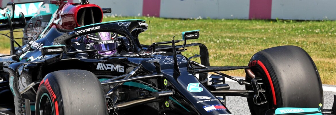 “Adoraria ter um upgrade”, diz Hamilton sobre o carro da Mercedes F1