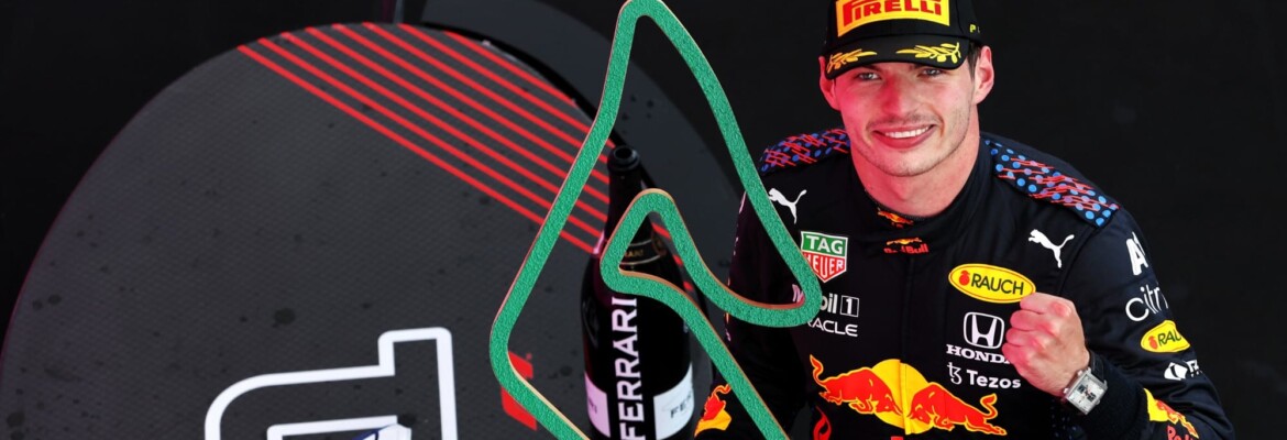 Verstappen acredita que tem o impulso necessário para o título na F1 Verstappen acredita que tem o impulso necessário para o título na F1