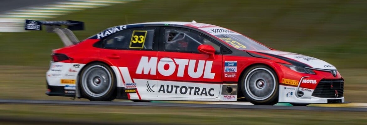 Nelsinho Piquet mira evolução da equipe no Velocitta