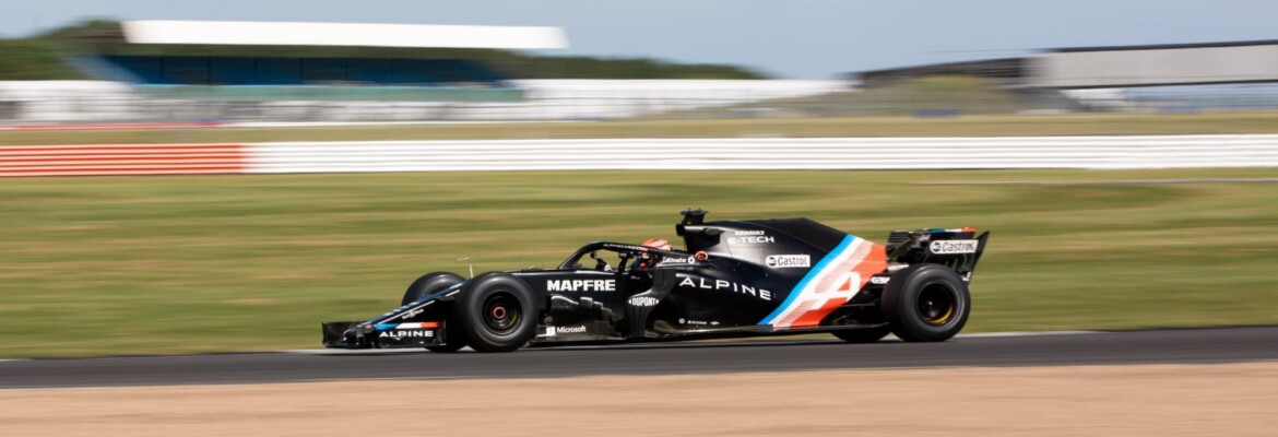 Lundgaard completa mais de 100 voltas no teste com a Alpine F1