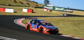 Barrichello e Zonta vencem corridas do domingo da Stock Car no Velocitta