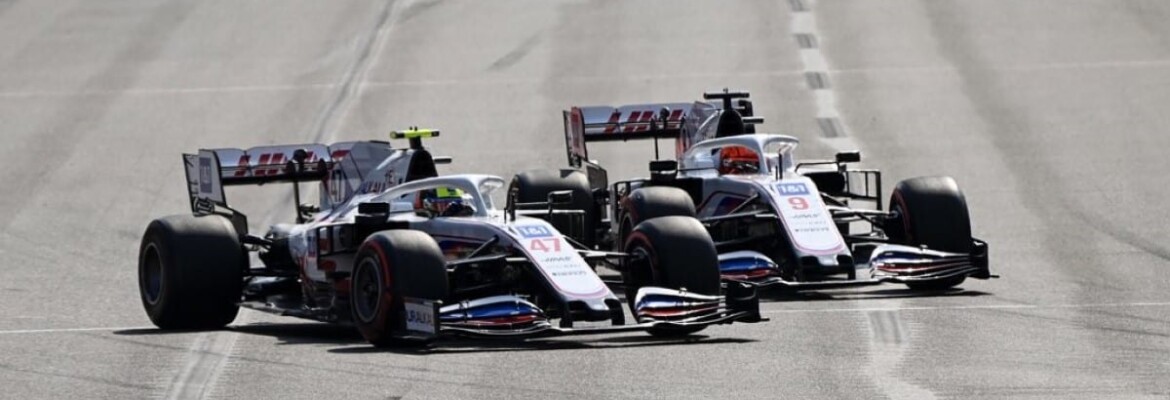 “Ele quer nos matar?”, reclama Schumacher sobre Mazepin na F1