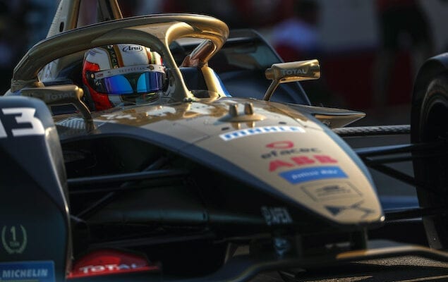 Da Costa lamenta problema com banner em Puebla na FE: “Não sei o que dizer”