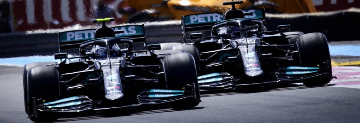 Ex-pilotos comentam situação de Hamilton, Bottas e Russell na Mercedes F1