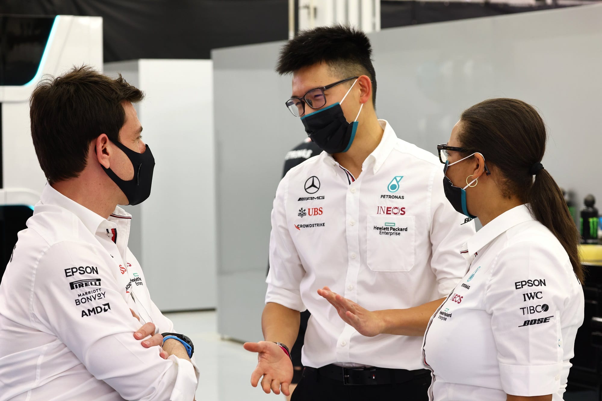 Stephanie Travers Em De Liow Toto Wolff Mercedes F1