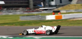 Roberto Faria conquista dois pódios em Silverstone e assume a 3ª na F3 Britânica