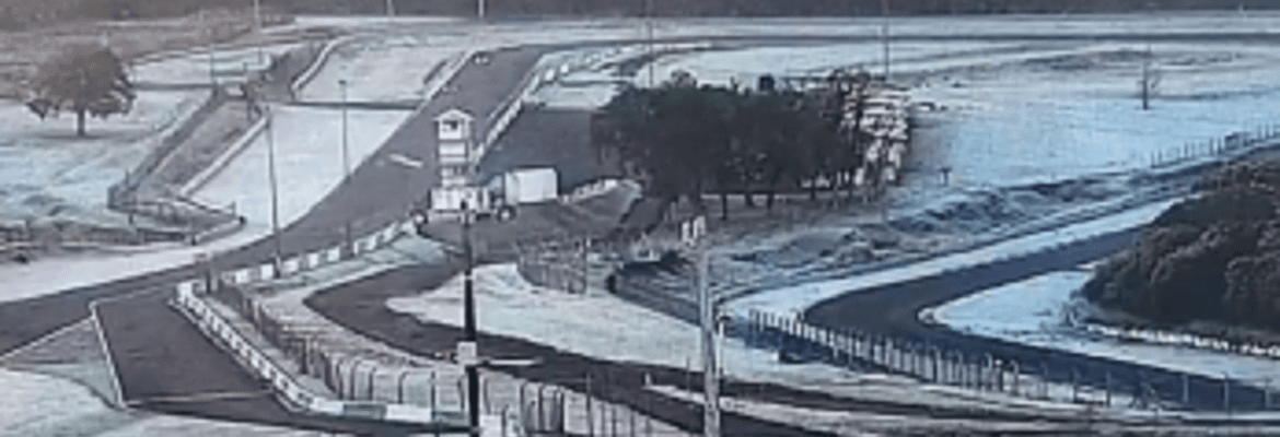 Palco da próxima etapa da Stock Car, circuito de Cascavel fica coberto de gelo