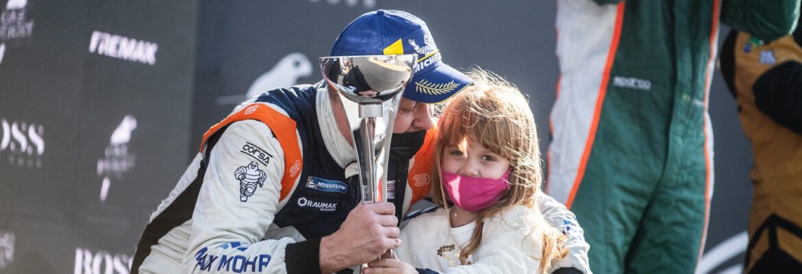 Mohr fala em sensação de alívio após vitória na Porsche GT3 Cup: “Muita pressão”