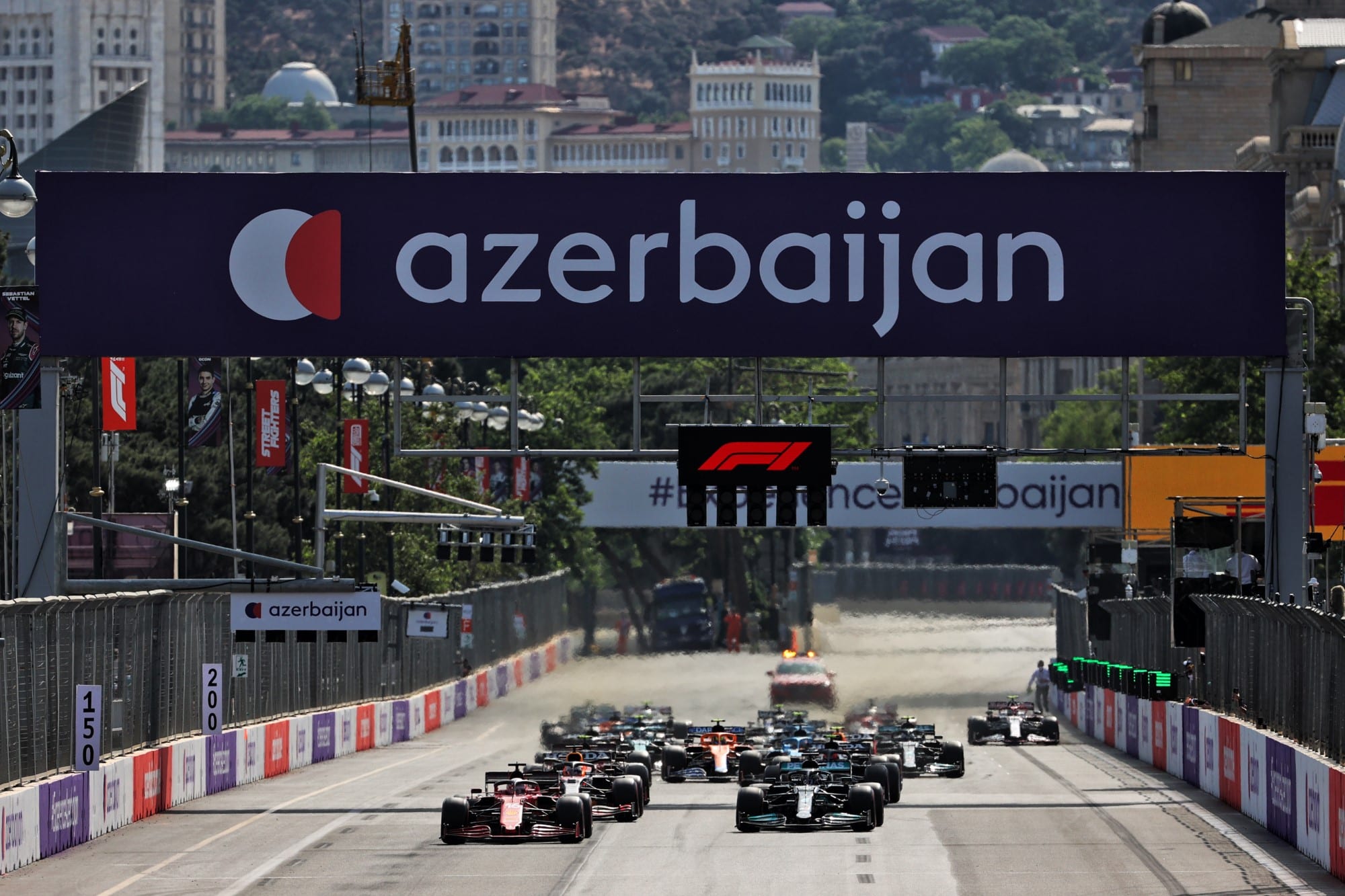 Galeria: confiras as imagens do GP do Azerbaijão de F1 Galeria: confiras as imagens do GP do Azerbaijão de F1