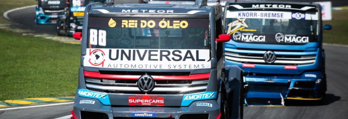 Beto Monteiro conquista pódio e top-5 com a Universal em Interlagos na Copa Truck