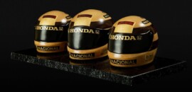 Capacetes do tricampeonato de Ayrton Senna são lembrados em obra de arte