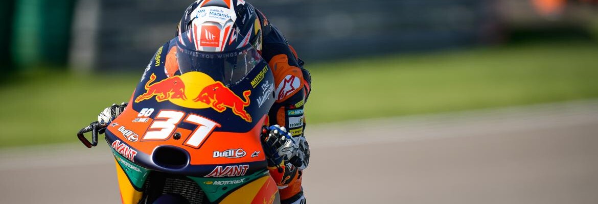 Acosta leva a melhor em duelo fantástico e vence na Moto3 na Alemanha