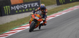 Raul Fernandez supera tempos da manhã e termina sexta na frente na Moto2
